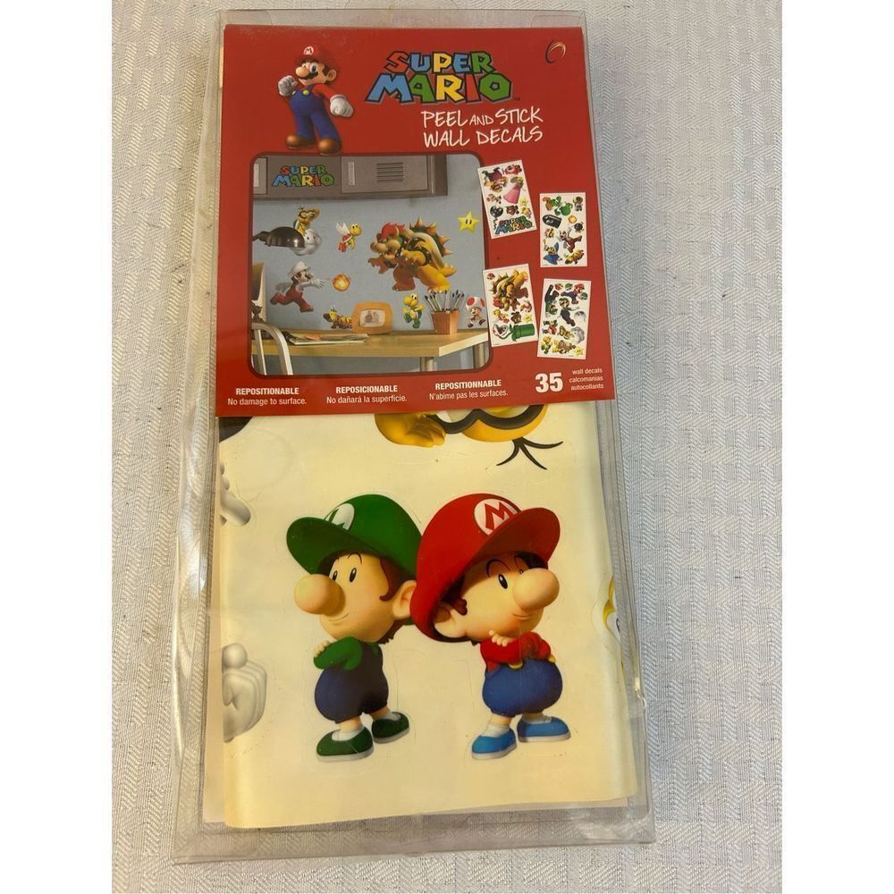 Nintendo  Super Mario Peel Stick Wall Decal 2011 Roommates 4 sheets 35 stickers‎